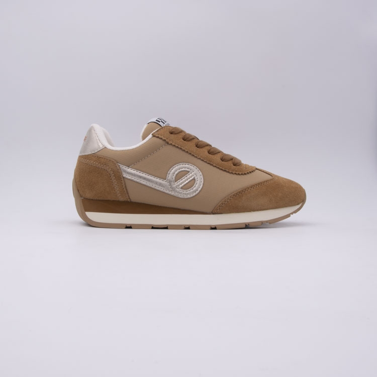 No name<br>city run jogger camel