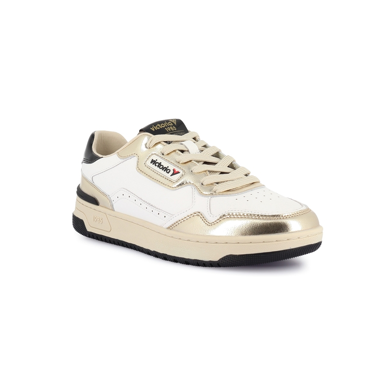 Victoria<br>8800121 dore7230701_2